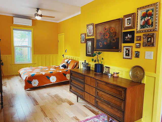 Phòng ngủ sơn màu vàng (mã màu NP YO 2503A)