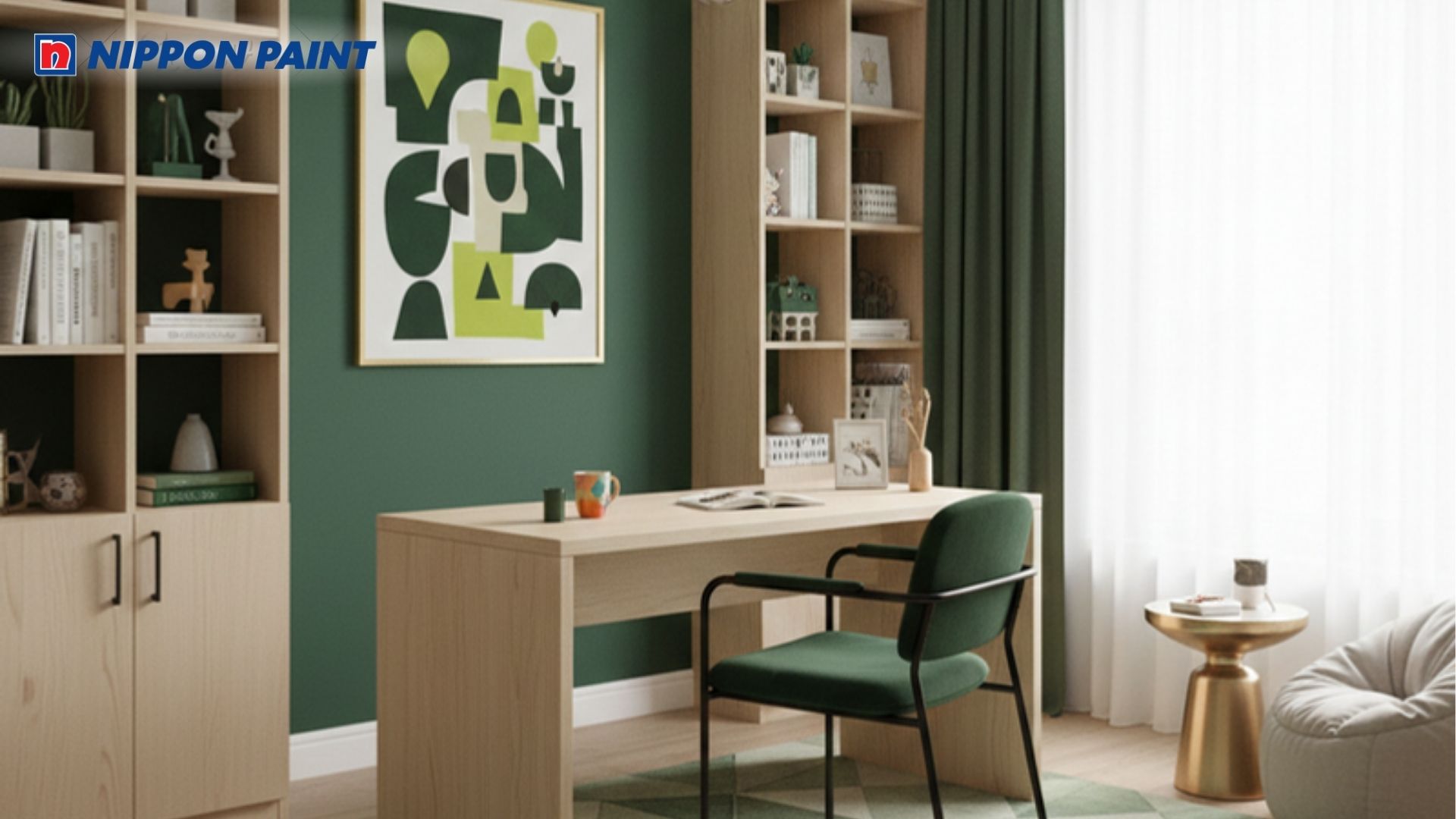 Tone màu xanh lá cây đậm kết hợp với be nhạt tạo không gian làm việc trẻ trung thanh lịch