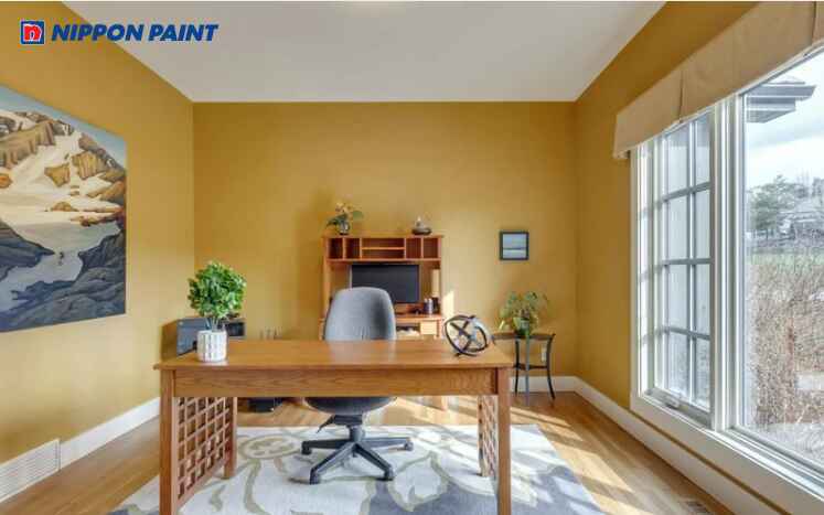 Phòng làm việc với màu vàng đất