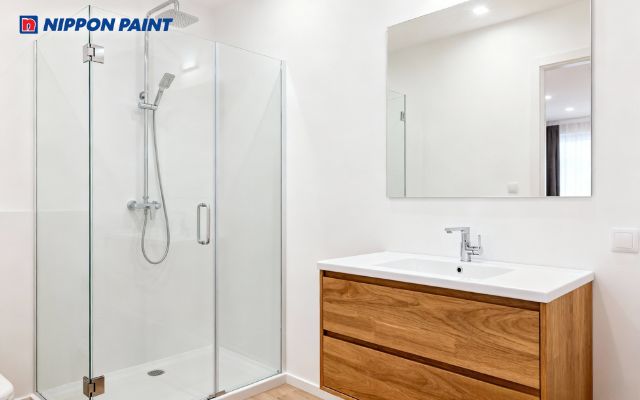 Gam nâu gỗ kết hợp cùng tường màu trắng kem, tạo cảm giác vừa hiện đại vừa tự nhiên