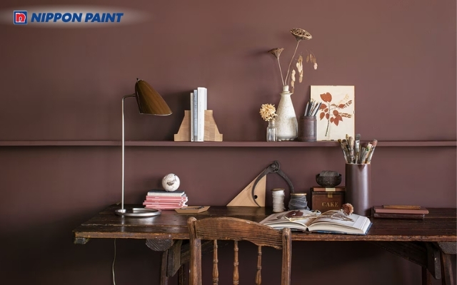 Phòng làm việc phủ nâu đất mang lại cảm giác vững vàng khi đưa ra quyết định