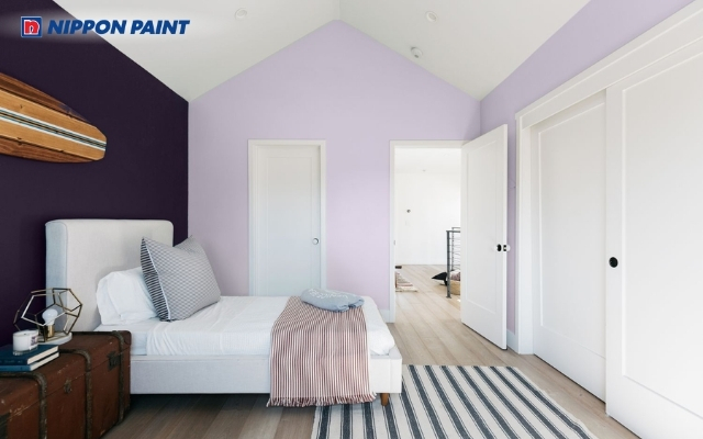 Sự kết hợp giữa màu tím và nội thất tối giản mang đến vẻ đẹp thanh thuần