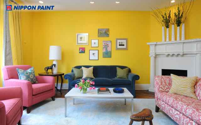 Sơn vàng mang lại cảm giác ấm áp giúp kích hoạt nguồn năng lượng tài lộc