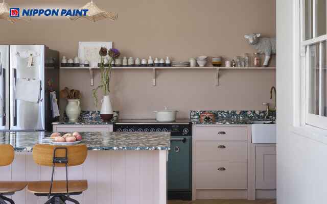 Hồng pastel pha kem mang lại sự nhẹ nhàng, tạo cảm giác dễ chịu khi nấu nướng