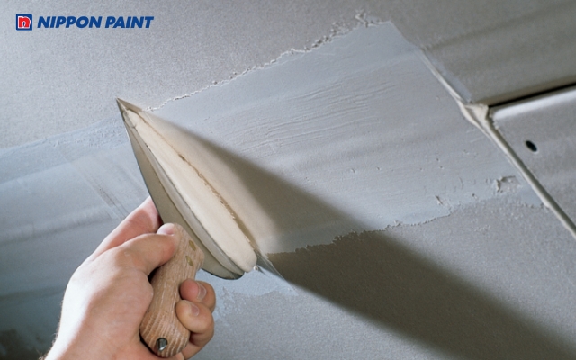 Tính đúng khối lượng bột trét cần dùng để tránh lãng phí vật liệu