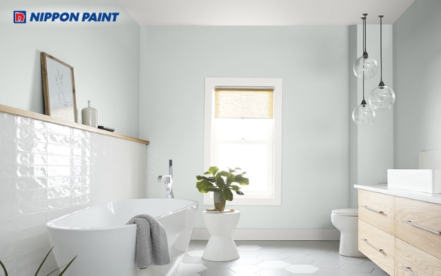 Trắng ngà kết hợp gạch ốp tạo không gian hiện đại và sạch sẽ