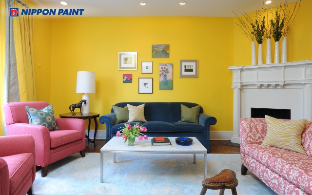 Tông vàng ánh kim giúp mở rộng chiều sâu và tăng tính thẩm mỹ