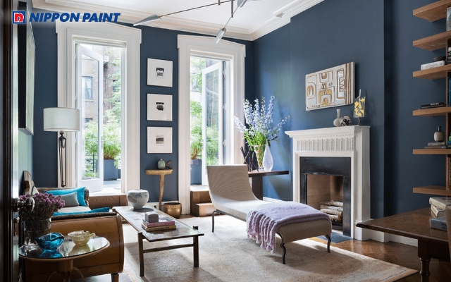 Phòng khách xanh đậm mang lại sinh khí tươi mới và cảm giác thư giãn