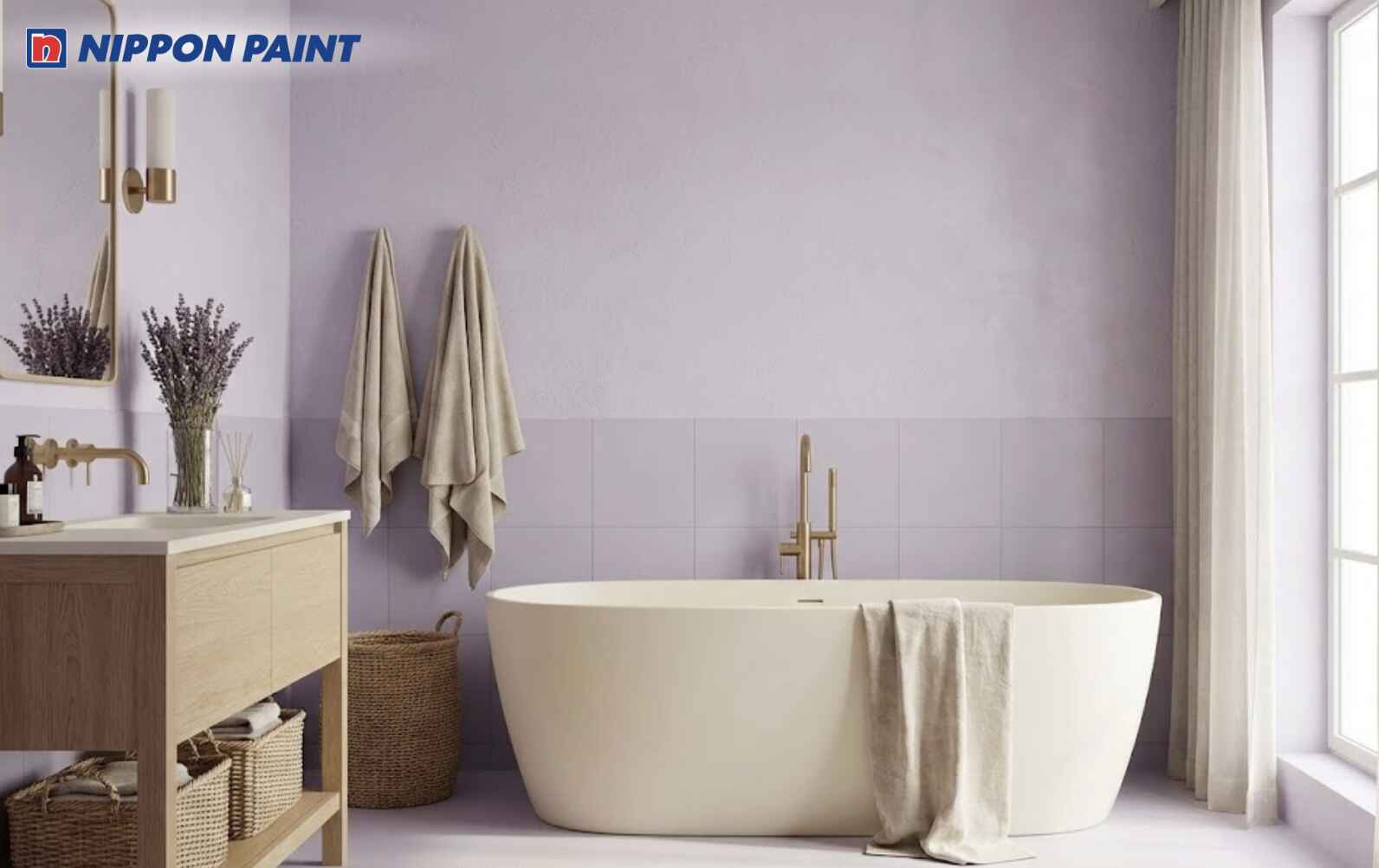 Tông tím nhạt thuộc hành Hỏa giúp phòng tắm vừa sang nhẹ vừa hợp phong thủy