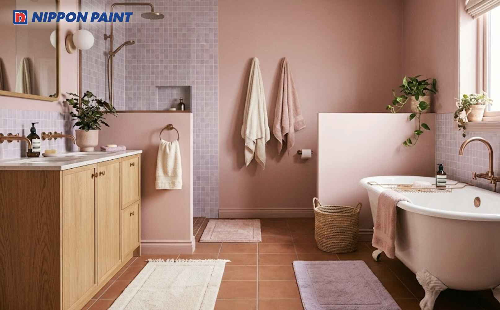 Tường phòng tắm màu hồng kết hợp điểm nhấn tím nhạt giúp ổn định cảm xúc Đinh Dậu