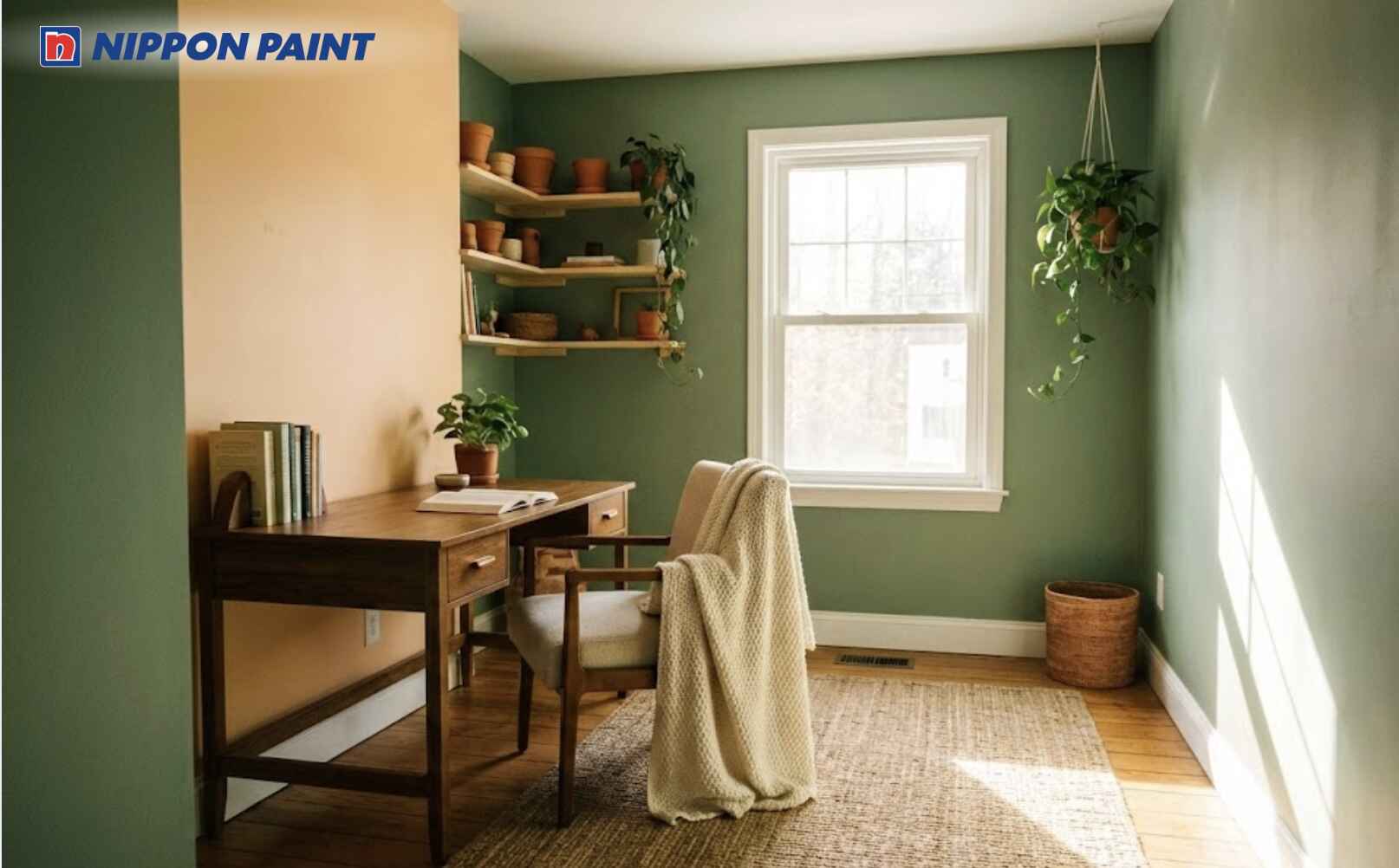 Sơn tường xanh lá kết hợp trắng ngà tạo sự hài hòa cho Đinh Dậu