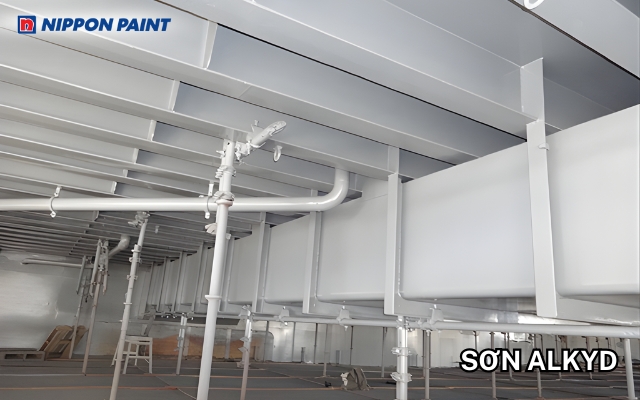 Sơn công nghiệp Alkyd được sử dụng phổ biến trên các bề mặt kim loại
