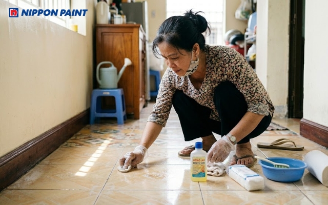 Có thể kết hợp dung môi với chất pha loãng sơn chuyên dụng để tẩy sơn tường