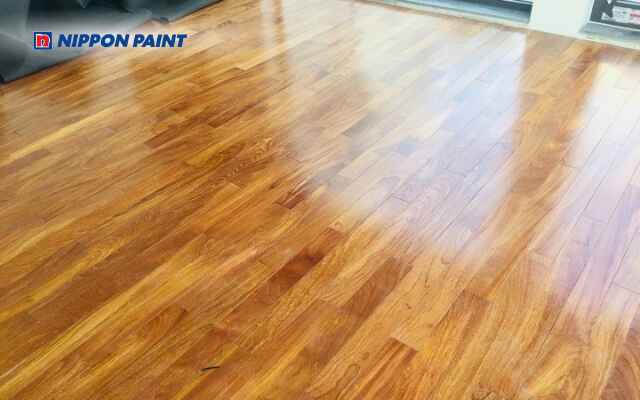 Lớp sơn phủ quyết định màu sắc và độ mịn thẩm mỹ của sản phẩm