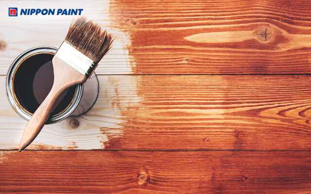 Chú ý lựa chọn loại sơn tương thích với chất liệu gỗ và môi trường sử dụng