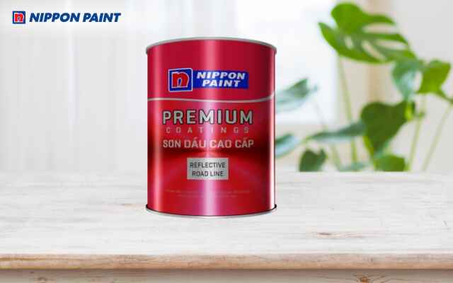 Sơn Nippon Reflective Road Line chứa hạt phản quang giúp vạch dễ nhận biết ngày và đêm