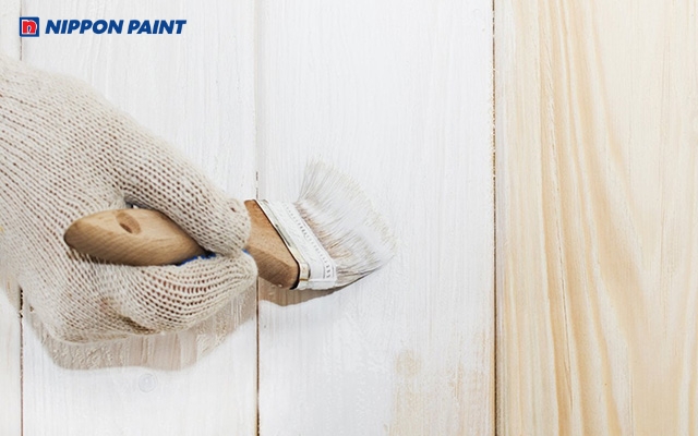 Pha trộn sơn lót theo tỷ lệ phụ thuộc vào loại sơn lót cần dùng