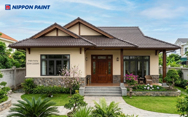 Pale Ivory (OW 2233P) kết hợp mái nâu và chân tường ốp đá tự nhiên