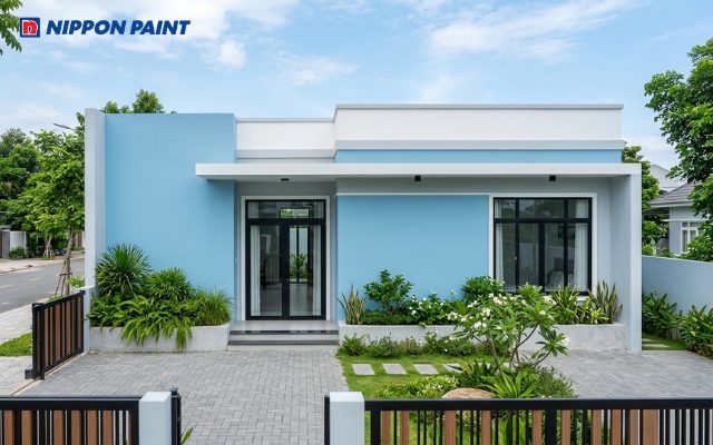 Mặt tiền nhà cấp 4 sơn màu xanh Riviera Sky mang đến cảm giác thoải mái cho gia chủ