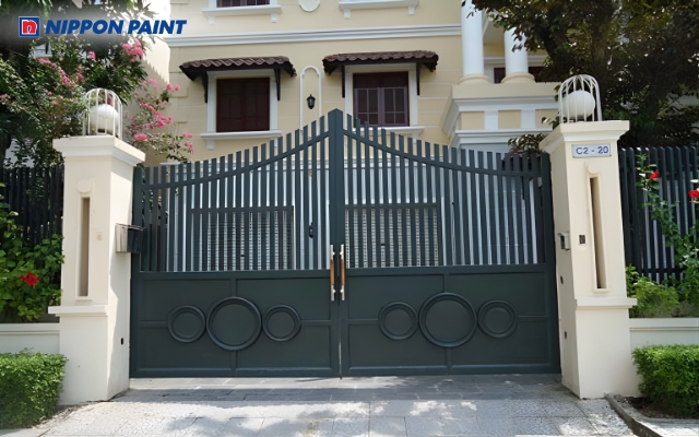 Mẫu 5: Thiết kế cổ điển kết hợp với màu xanh rêu bắt mắt rất thích hợp cho nhiều biệt thự