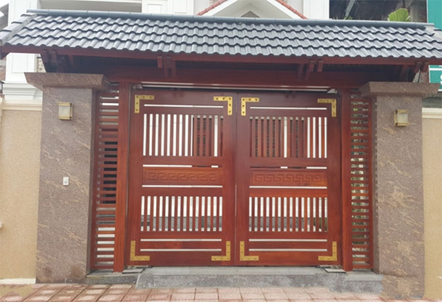 Màu sơn cổng nhà đẹp - Màu nâu gỗ