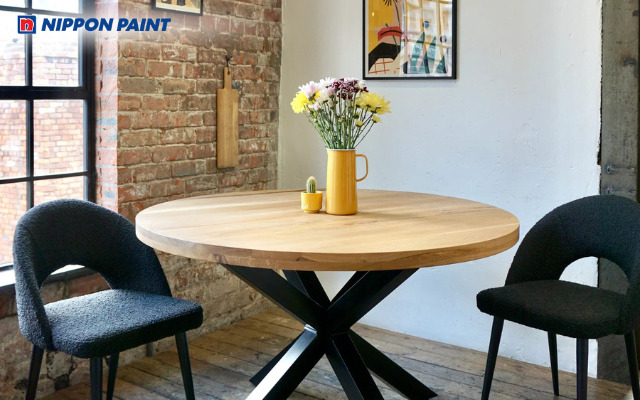 Màu gỗ sồi tạo vẻ đẹp tinh tế, sang trọng và không gian thoáng đãng