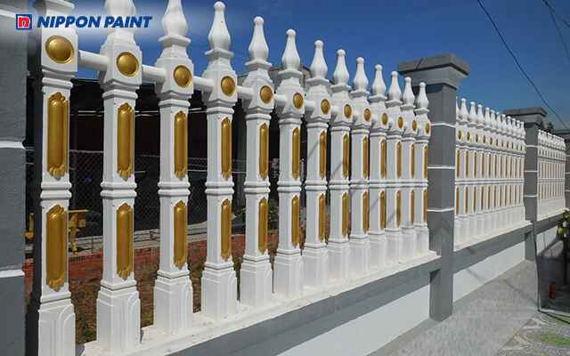 Chọn màu sơn hàng rào theo hướng nhà giúp tụ khí tốt, mang may mắn và thuận lợi cho gia chủ