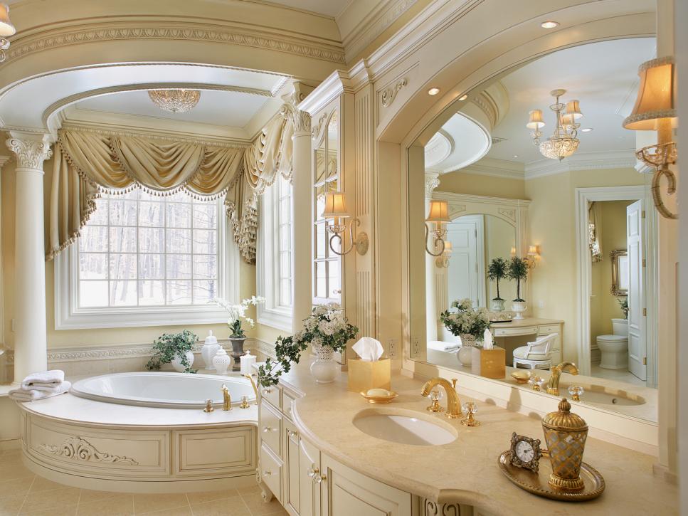 màu sơn nhà tắm trắng kết hợp ánh sáng vàng để phòng tắm ấm áp hơn