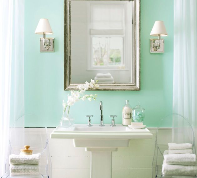 màu sơn nhà tắm xanh ngọc trẻ trung, tinh tế, tôn lên vẻ đẹp tao nhã
