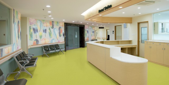 Thiết kế màu sơn cho khu vực chờ với màu Chalk White (NP OW 2199P)