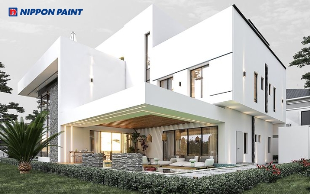 Sơn mặt tiền màu trắng giúp ngôi nhà toát lên vẻ đẹp tinh tế