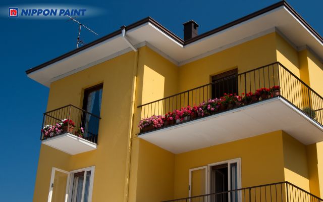 Với không gian ngoại thất, màu vàng mang đến vẻ đẹp nổi bật, sang trọng cho ngôi nhà