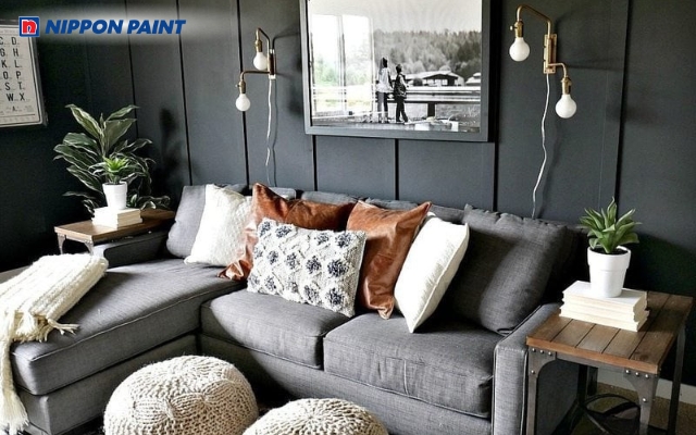 Sơn xám đen cho nội thất làm tăng cảm giác bí ẩn và hiện đại cho ngôi nhà