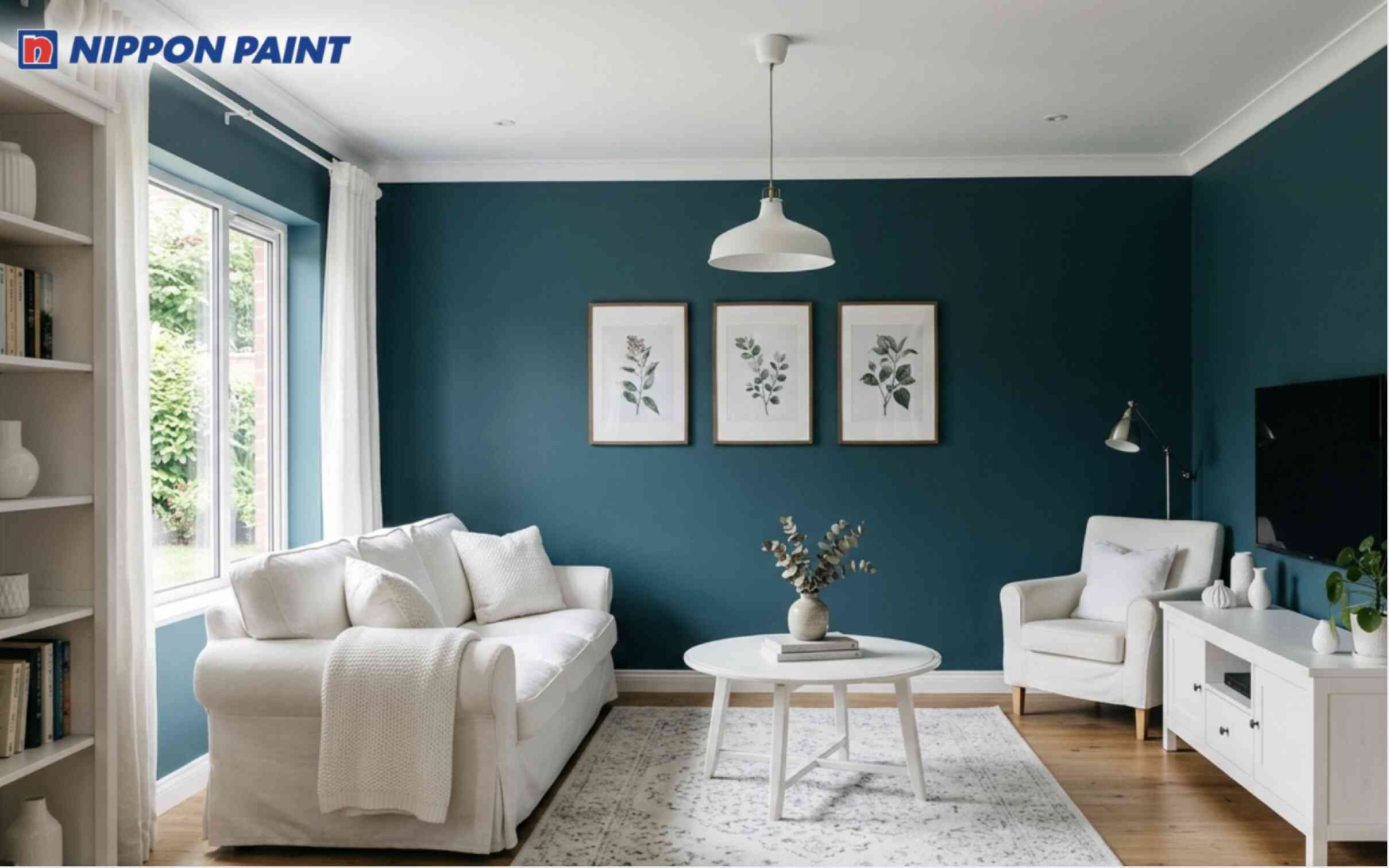 Phòng khách sử dụng tường xanh cổ vịt kết hợp sofa trắng
