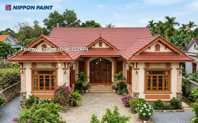 Màu Foamy Cream (OW 2226P) kết hợp mái ngói đỏ, tăng chiều sâu mặt tiền