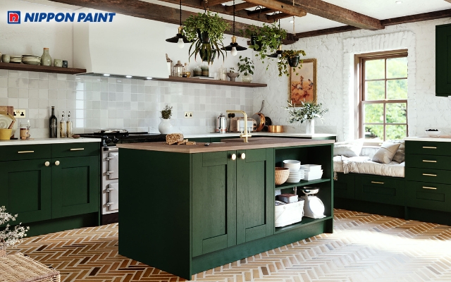 Phối màu trắng và nội thất màu xanh rêu tạo vẻ đẹp mộc mạc cho phòng bếp Farmhouse