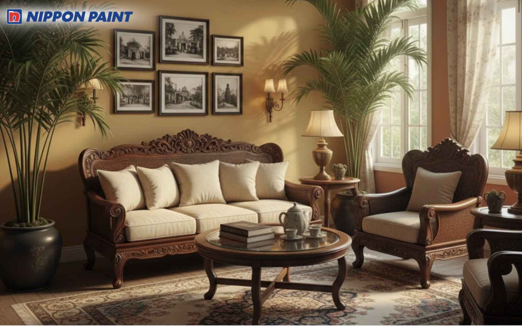 Màu sơn vàng sậm kết hợp vàng đất mang lại nét Đông Dương đặc trưng