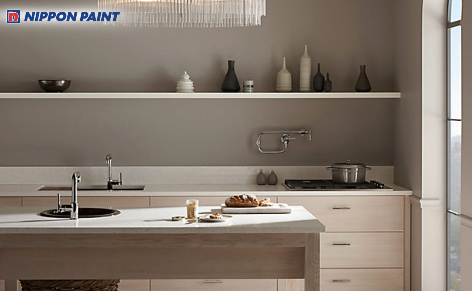 Gợi ý sơn khu vực ăn uống Japandi tông trung tính xám ấm, nội thất đơn giản