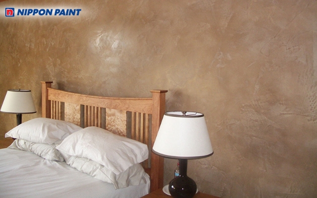 Sơn khoáng có bề mặt lì, mềm, không bóng, tạo cảm giác thoáng khí và rất “organic”