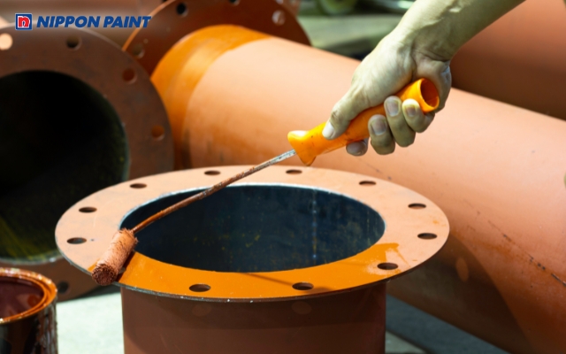 Không nên sơn chịu nhiệt trên bề mặt quá nóng