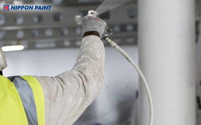 Thi công sơn chống cháy cần tuân thủ nghiêm ngặt quy trình kỹ thuật