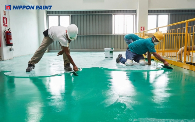 Sơn chống thấm nền nhà giúp ngăn nước, hơi ẩm và rêu mốc