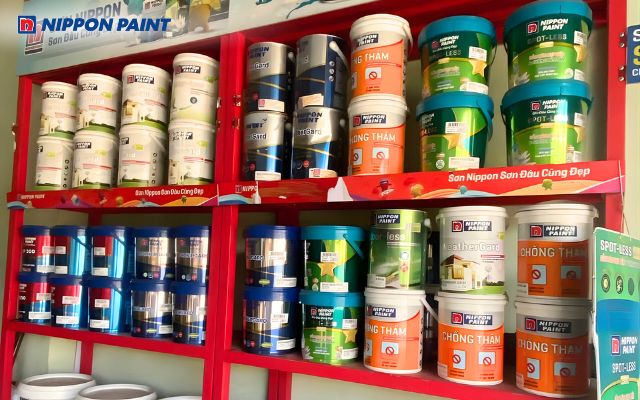 Sử dụng sơn chống thấm Nippon bảo vệ trần và tường, ngăn thấm dột, duy trì vẻ đẹp bền lâu