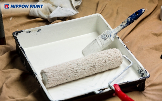 Pha trộn sơn lót chống kiềm