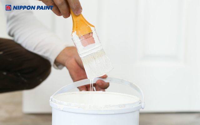 Chuẩn bị bề mặt sạch, pha sơn đúng tỷ lệ, thi công đều và bảo quản sơn cẩn thận để sơn lót chống kiềm phát huy tối đa hiệu quả