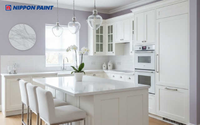 Tím nhạt phối trắng mang đến gian bếp cổ điển pha chút cá tính riêng