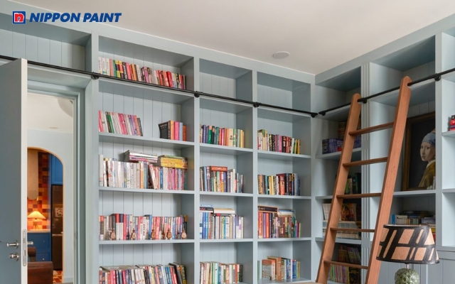 Phòng đọc sách tông màu xám xanh có tác dụng xoa dịu thị giác