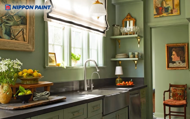 Tủ bếp màu xanh rêu trên nền tường trắng tạo sự sạch sẽ và đầy cảm hứng