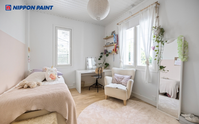 Gam màu xám giúp phòng ngủ thêm phần trang nhã, thanh lịch