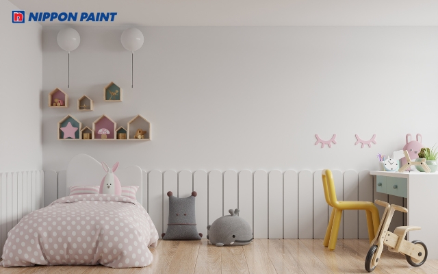 Mẫu sơn phòng màu trắng nhẹ nhàng cho bé gái